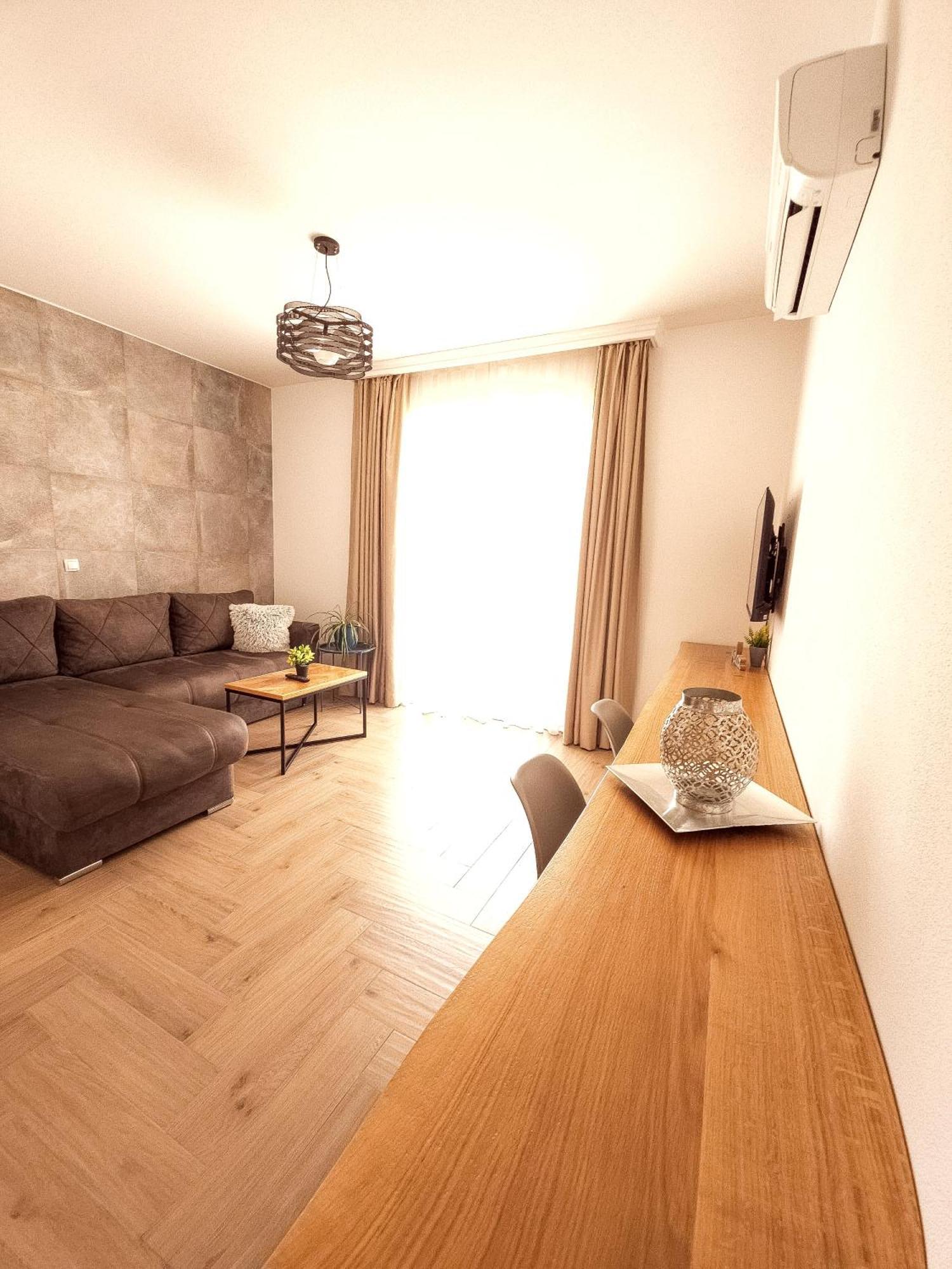 Lacasa Apartments & Restaurant Ulcinj Exteriér fotografie